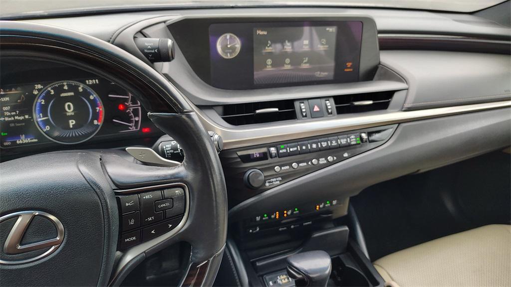 used 2020 Lexus ES 350 car, priced at $23,900