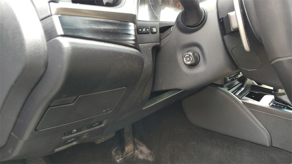 used 2020 Lexus ES 350 car, priced at $23,900