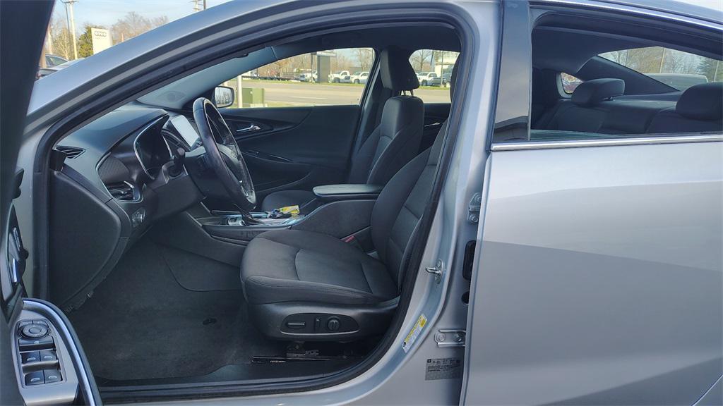 used 2016 Chevrolet Malibu car, priced at $9,900