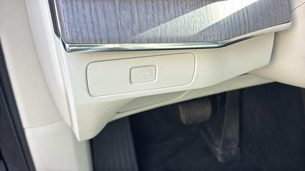 used 2023 Volvo XC90 car, priced at $44,348