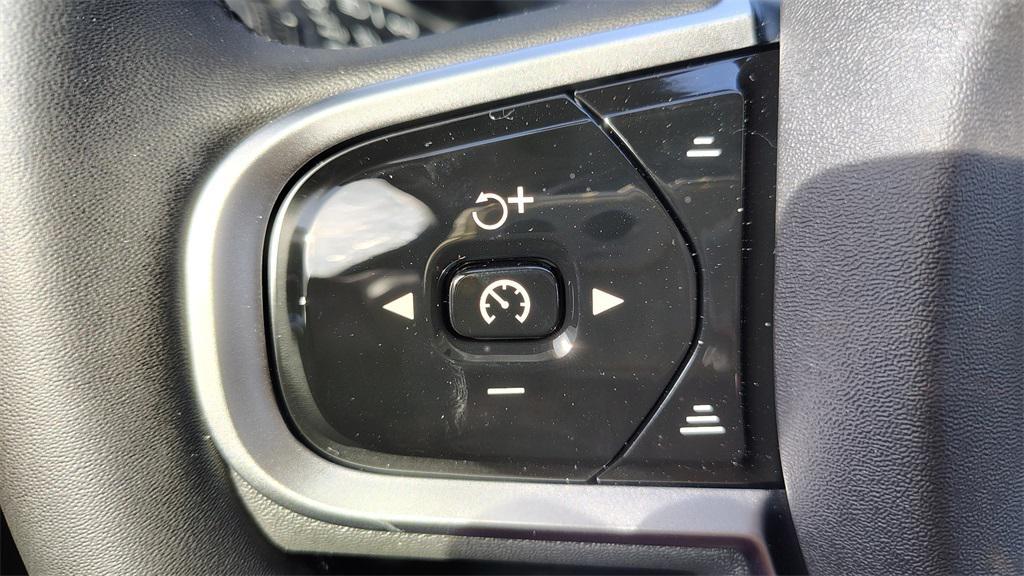 new 2026 Volvo XC60 car, priced at $64,055