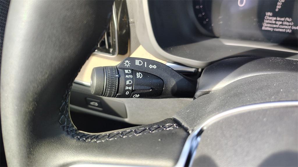 new 2026 Volvo XC60 car, priced at $64,055