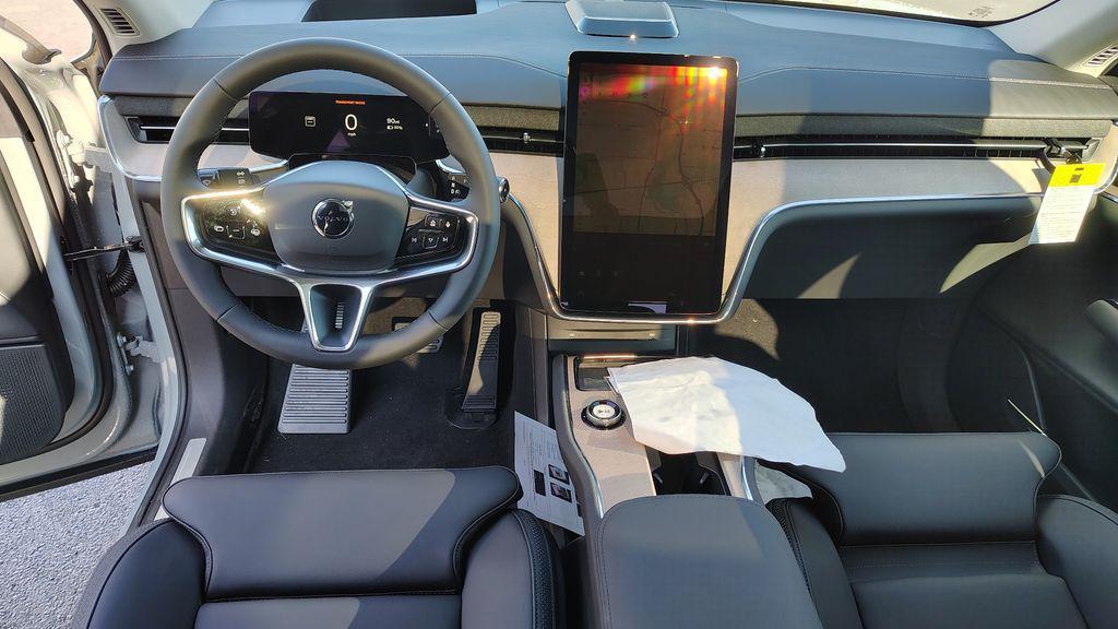 new 2025 Volvo EX90 car, priced at $81,940