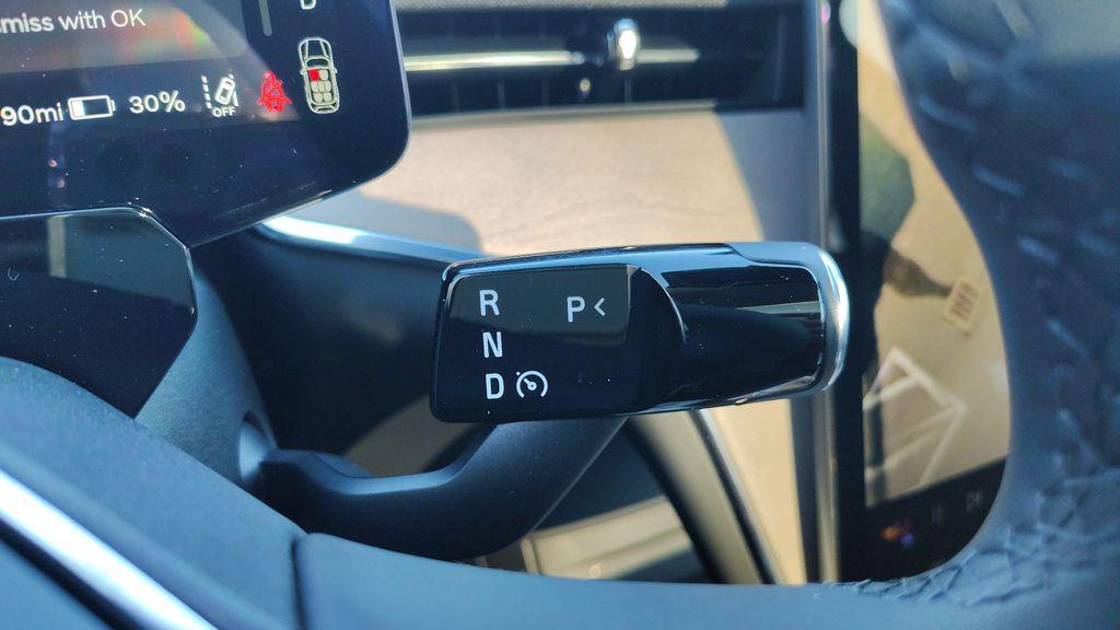 new 2025 Volvo EX90 car, priced at $81,940