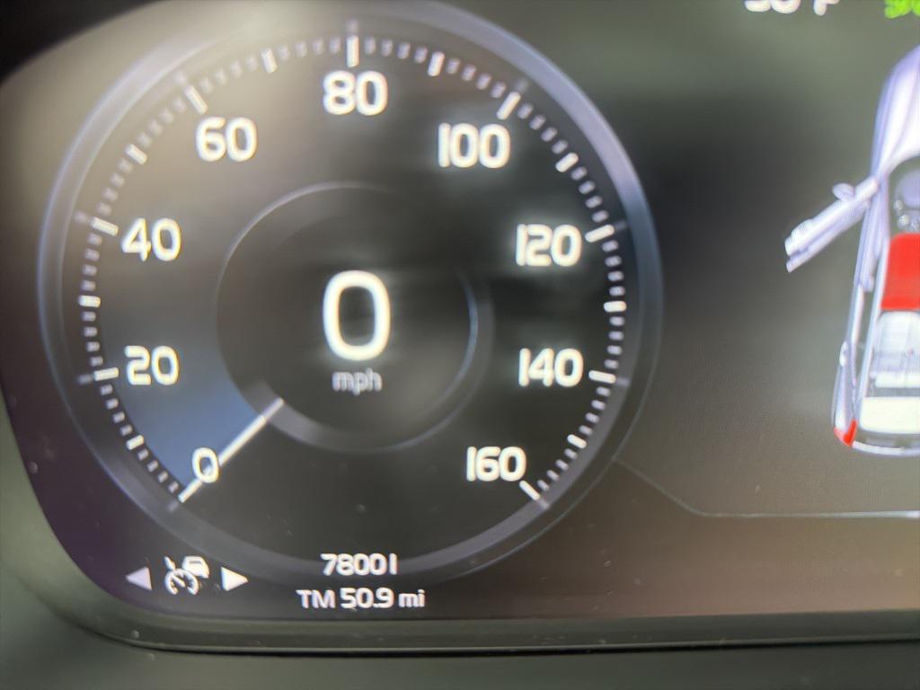 used 2019 Volvo XC40 car, priced at $19,900