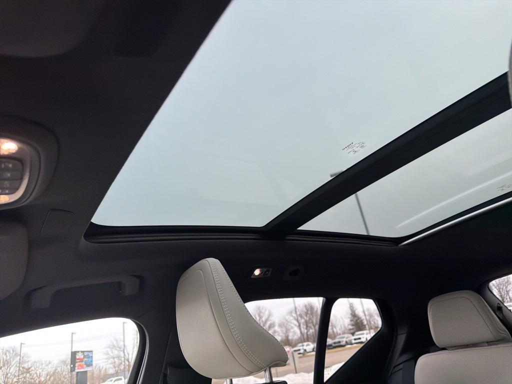 used 2019 Volvo XC40 car, priced at $19,900