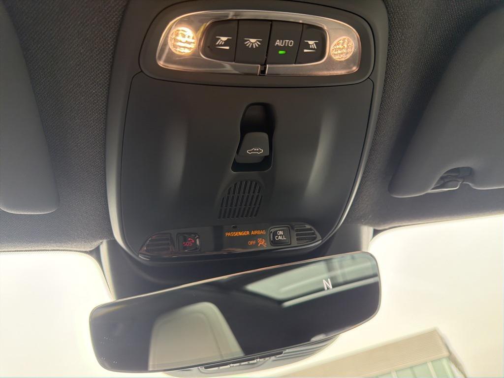 used 2019 Volvo XC40 car, priced at $19,900