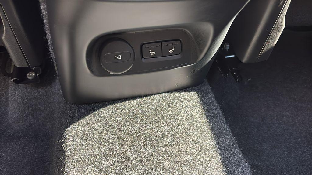 used 2026 Volvo XC40 car, priced at $40,948