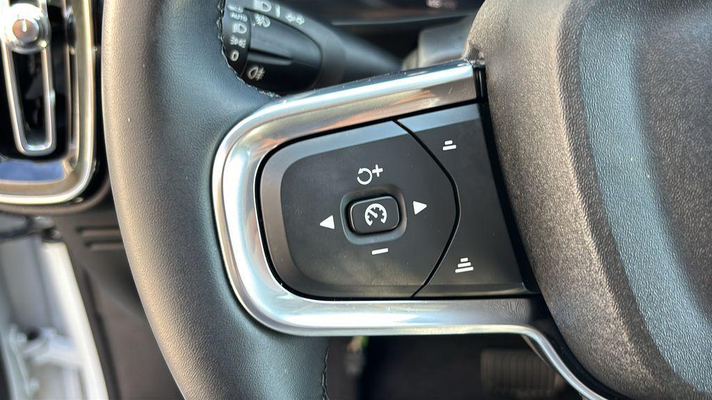 used 2026 Volvo XC40 car, priced at $40,948