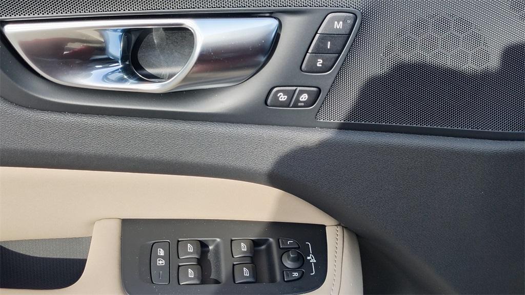 new 2026 Volvo XC60 car