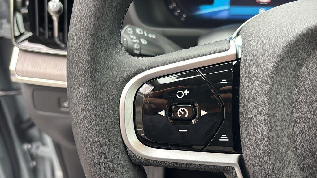 new 2026 Volvo XC90 car, priced at $75,193