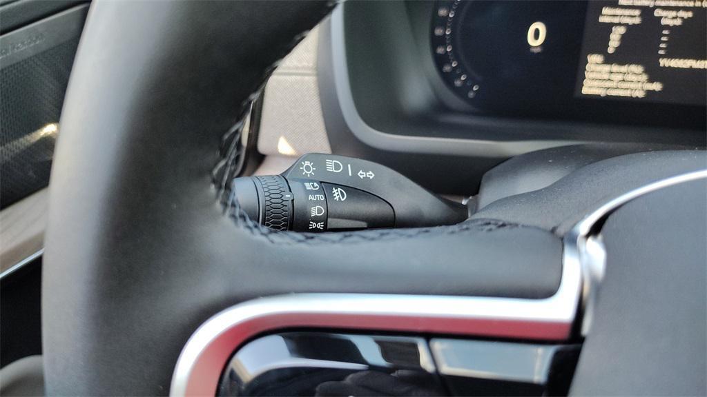 new 2026 Volvo XC90 car, priced at $75,445