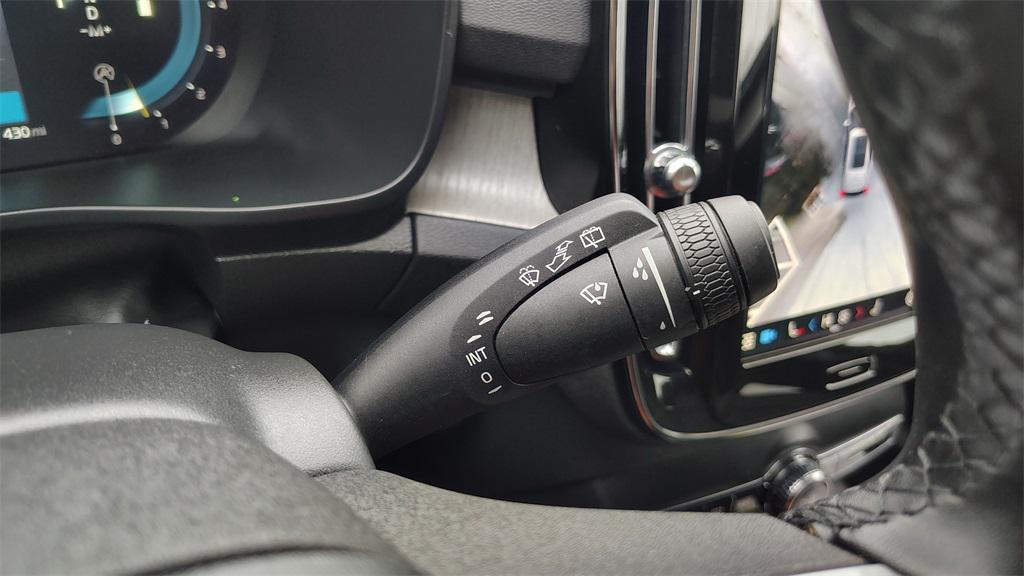 used 2025 Volvo XC40 car, priced at $29,900