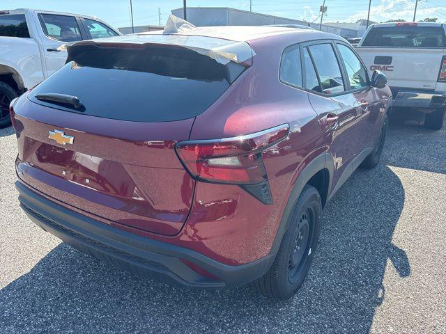 new 2024 Chevrolet Trax car