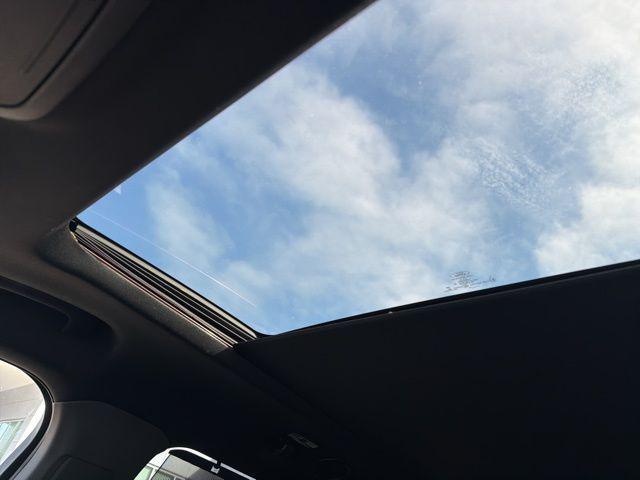 used 2020 Ford Explorer car