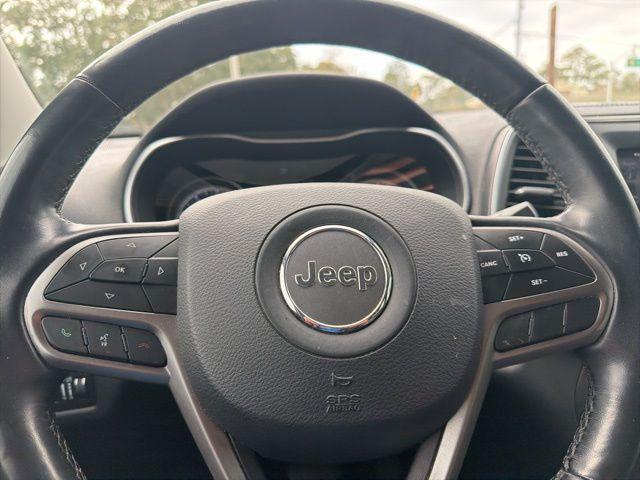 used 2020 Jeep Cherokee car