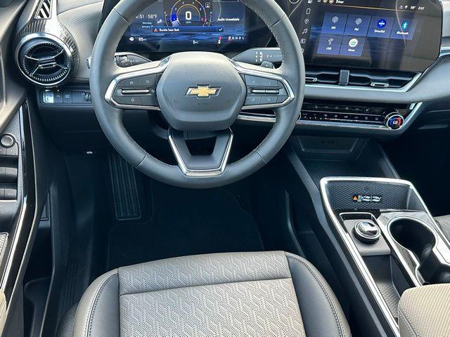 new 2026 Chevrolet Equinox car, priced at $32,517