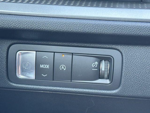 new 2026 Chevrolet Traverse car, priced at $42,019