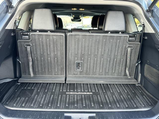 used 2020 Toyota Highlander car, priced at $22,482