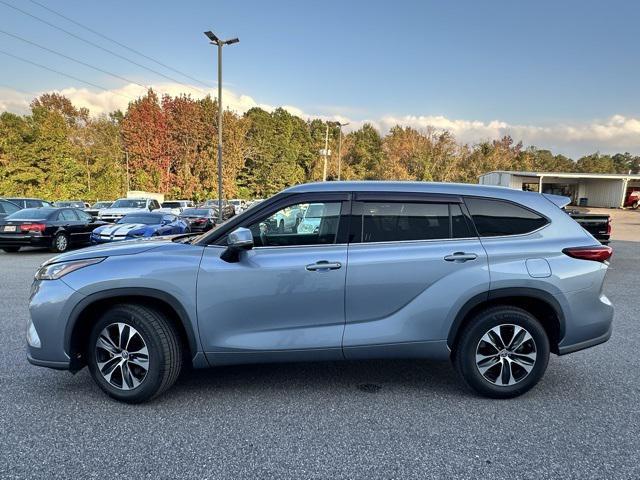 used 2020 Toyota Highlander car, priced at $22,482