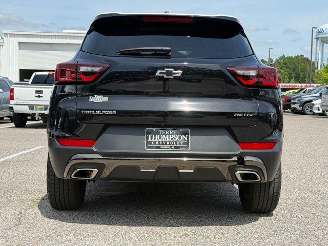 used 2024 Chevrolet TrailBlazer car, priced at $27,474