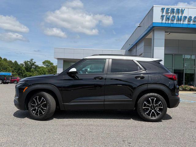 used 2024 Chevrolet TrailBlazer car, priced at $27,474