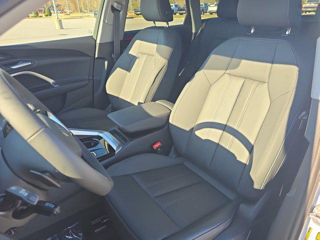 new 2025 Audi Q5 car, priced at $55,949