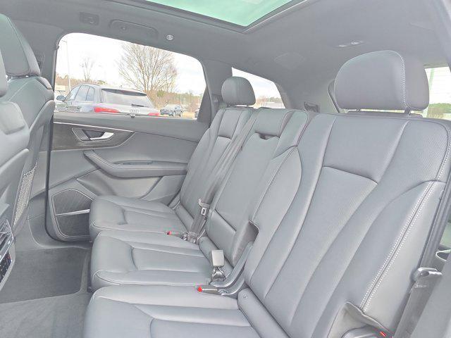 new 2026 Audi Q7 car, priced at $67,375