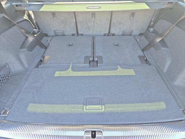 new 2026 Audi Q7 car, priced at $69,845