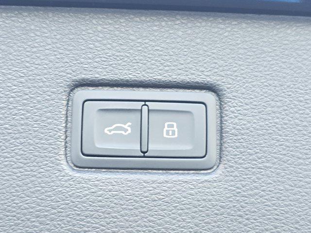 new 2026 Audi Q7 car, priced at $63,533