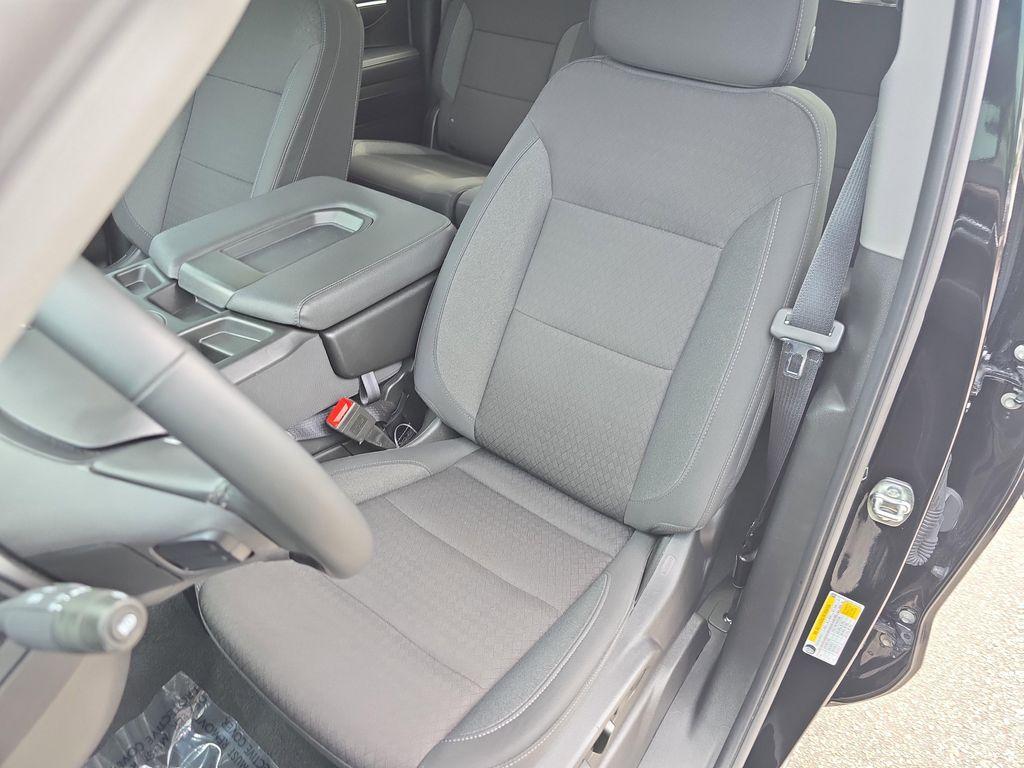 used 2025 Chevrolet Silverado 1500 car, priced at $37,676
