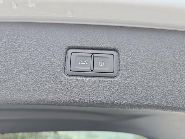 new 2026 Audi Q7 car, priced at $69,163