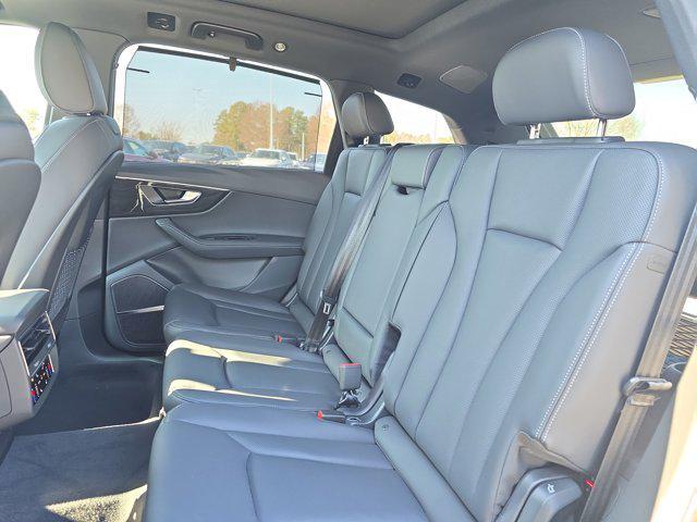 new 2026 Audi Q7 car, priced at $67,380