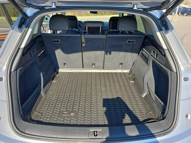 used 2022 Audi Q5 car, priced at $27,950