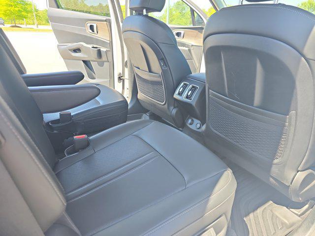 used 2023 Kia Sorento car, priced at $31,186