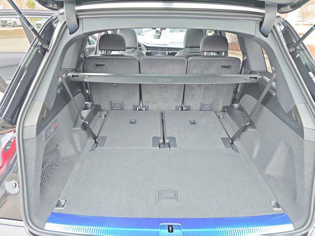 new 2026 Audi Q7 car, priced at $66,991