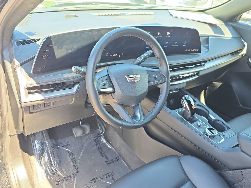 used 2025 Cadillac XT4 car, priced at $32,118