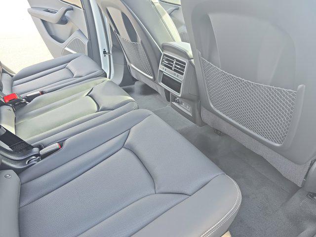 new 2026 Audi Q7 car, priced at $67,665