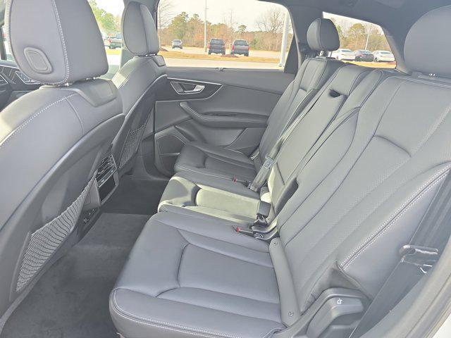 new 2026 Audi Q7 car, priced at $67,665