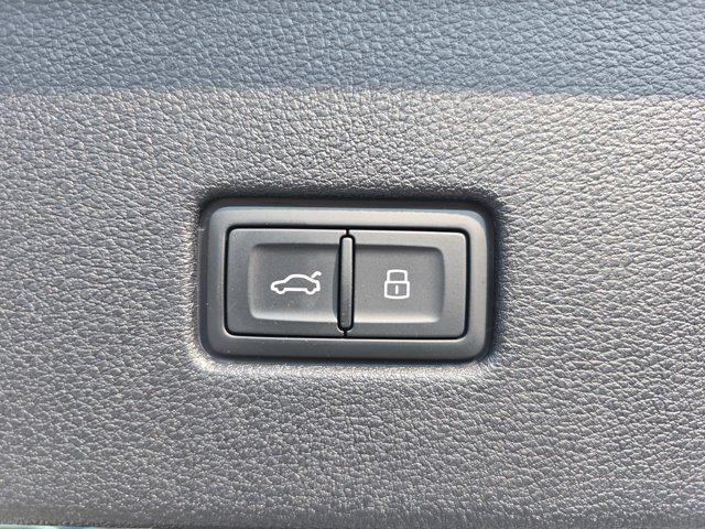 new 2025 Audi SQ8 car, priced at $101,673