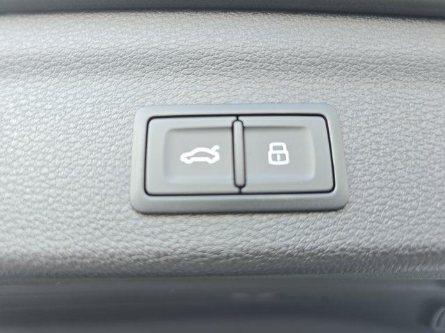 new 2025 Audi Q3 car, priced at $39,825