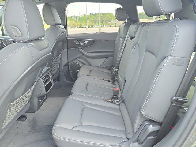 new 2026 Audi Q7 car, priced at $68,393