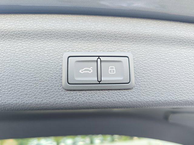 new 2025 Audi Q3 car, priced at $39,825