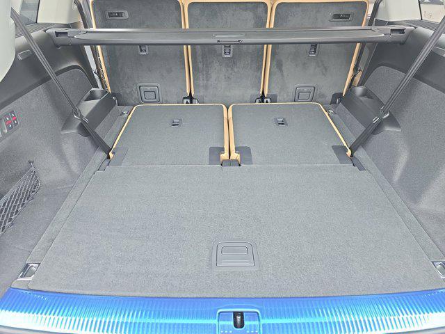 new 2026 Audi Q7 car, priced at $74,505