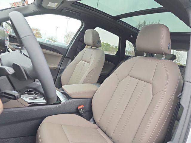 new 2025 Audi Q5 car, priced at $53,789