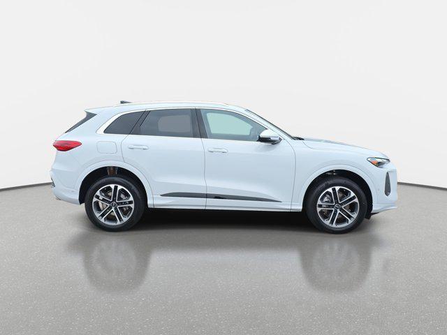 new 2025 Audi Q5 car, priced at $53,789