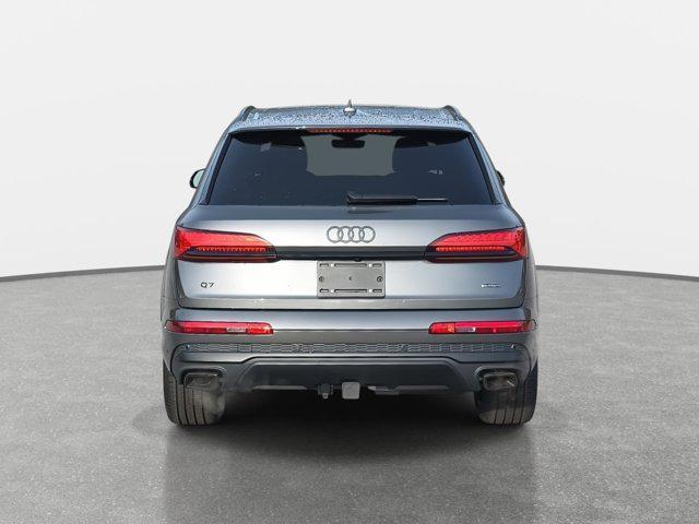new 2026 Audi Q7 car, priced at $69,795