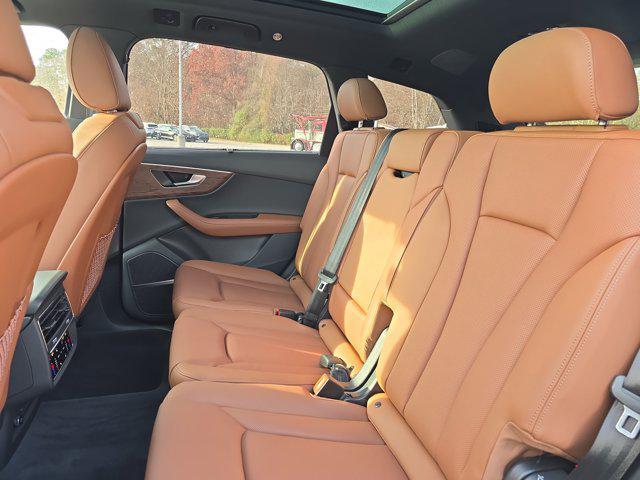 new 2026 Audi Q7 car, priced at $69,795