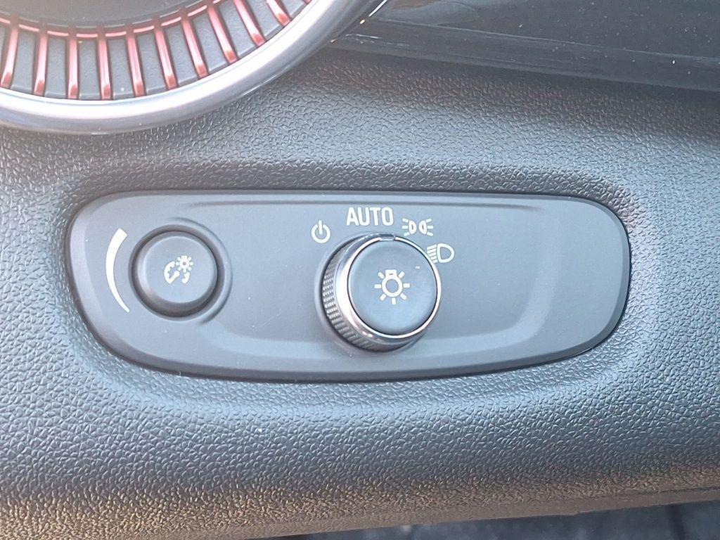 new 2026 Chevrolet Trax car, priced at $27,610