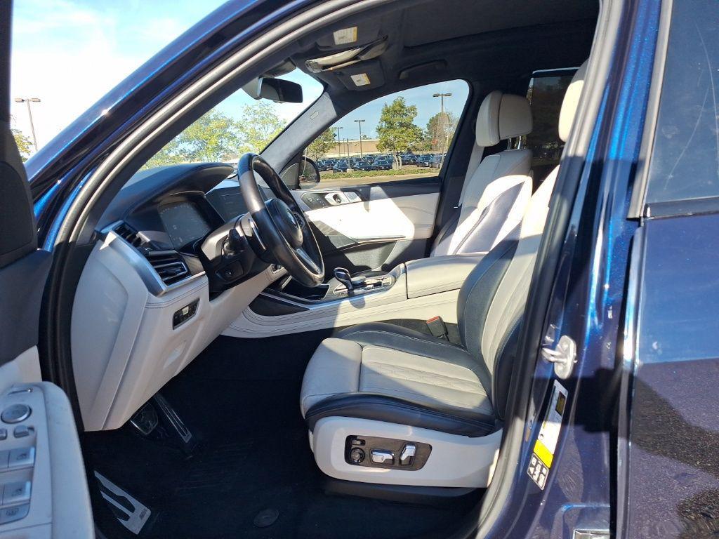 used 2022 BMW X7 car, priced at $41,500